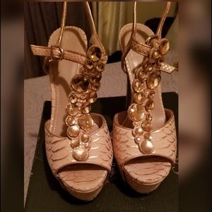 Vince Camino Shelly Rose Gold Heel